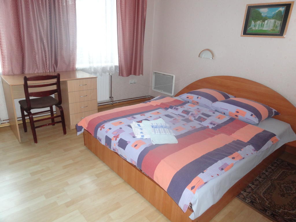 Hotel Rebir Даугавпілс Номер фото